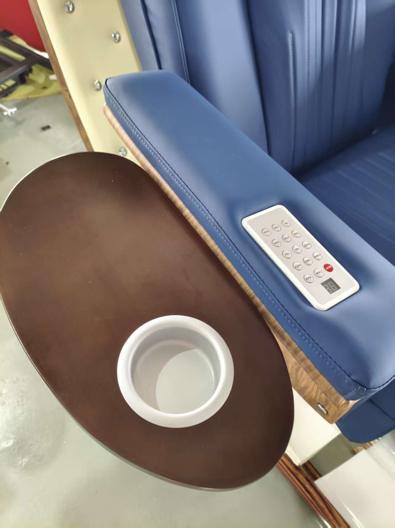 YIO-C10 armrest, controls & side tray in supplied workshop photograph